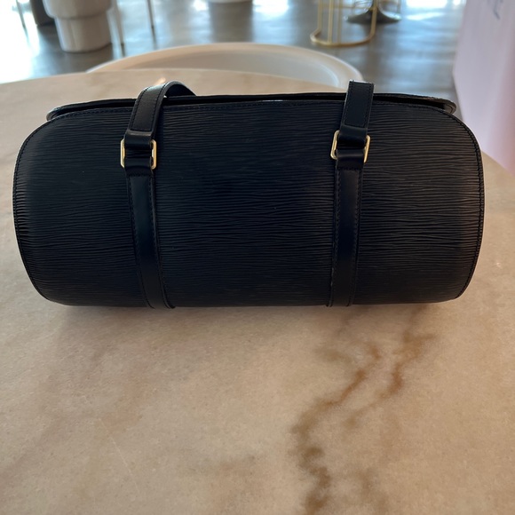 Louis Vuitton Handbags - Authentic Lv for sale